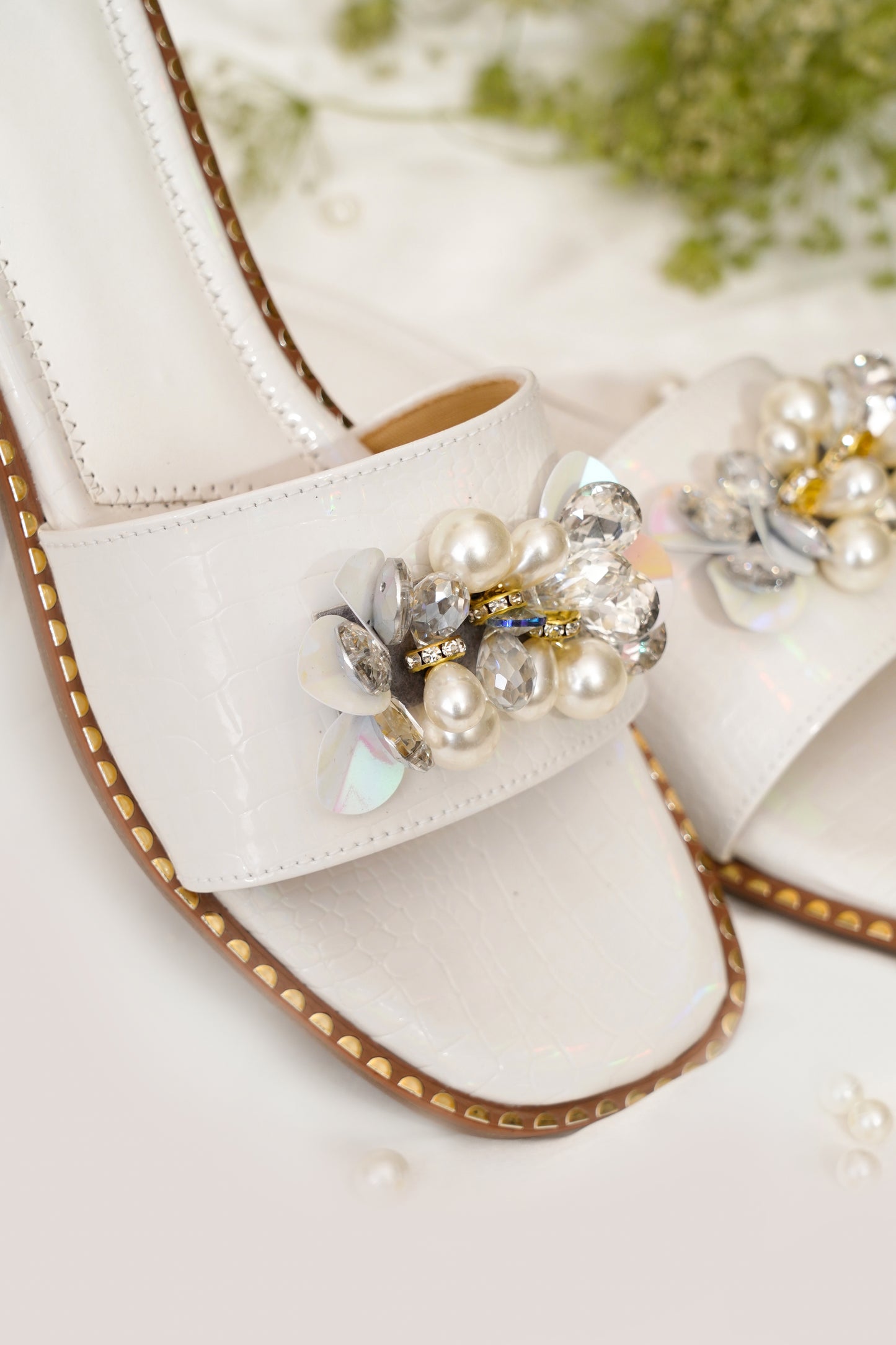 Topaz White