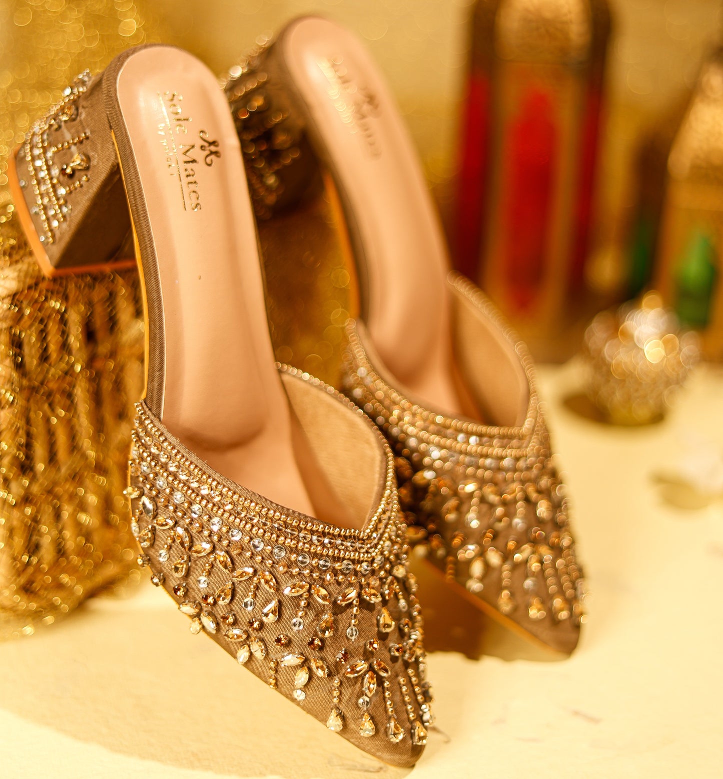Sheesha Closed Toe Heels