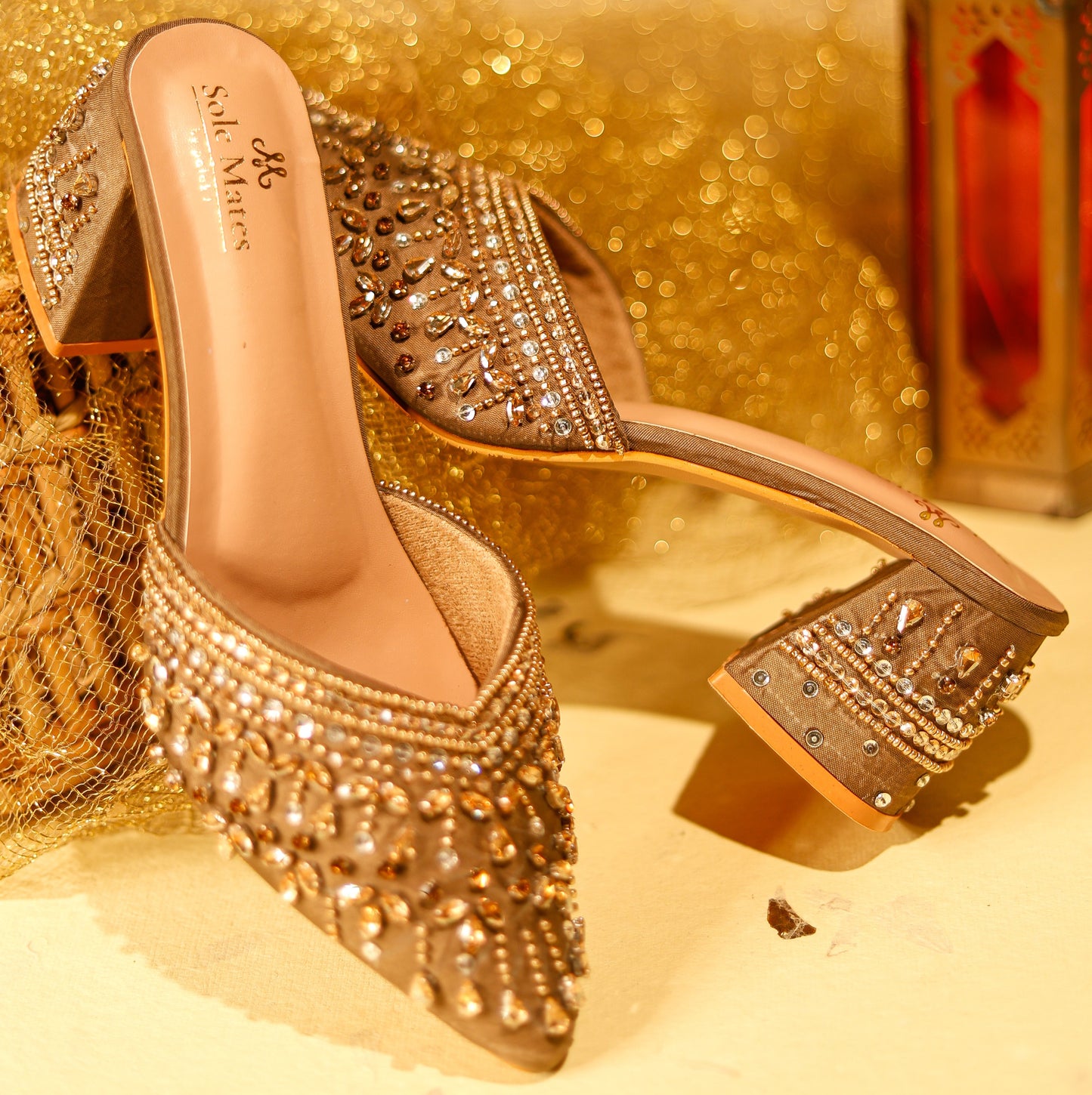 Sheesha Closed Toe Heels