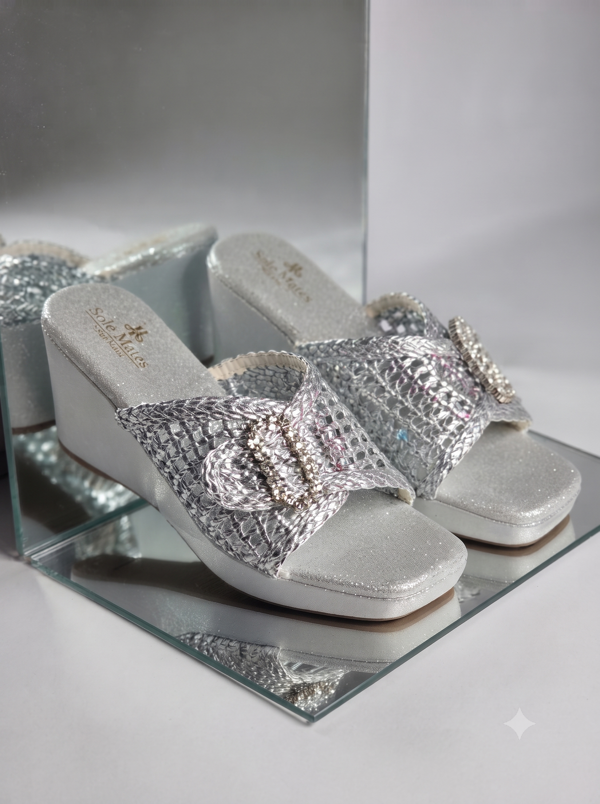Luna Silver Wedges