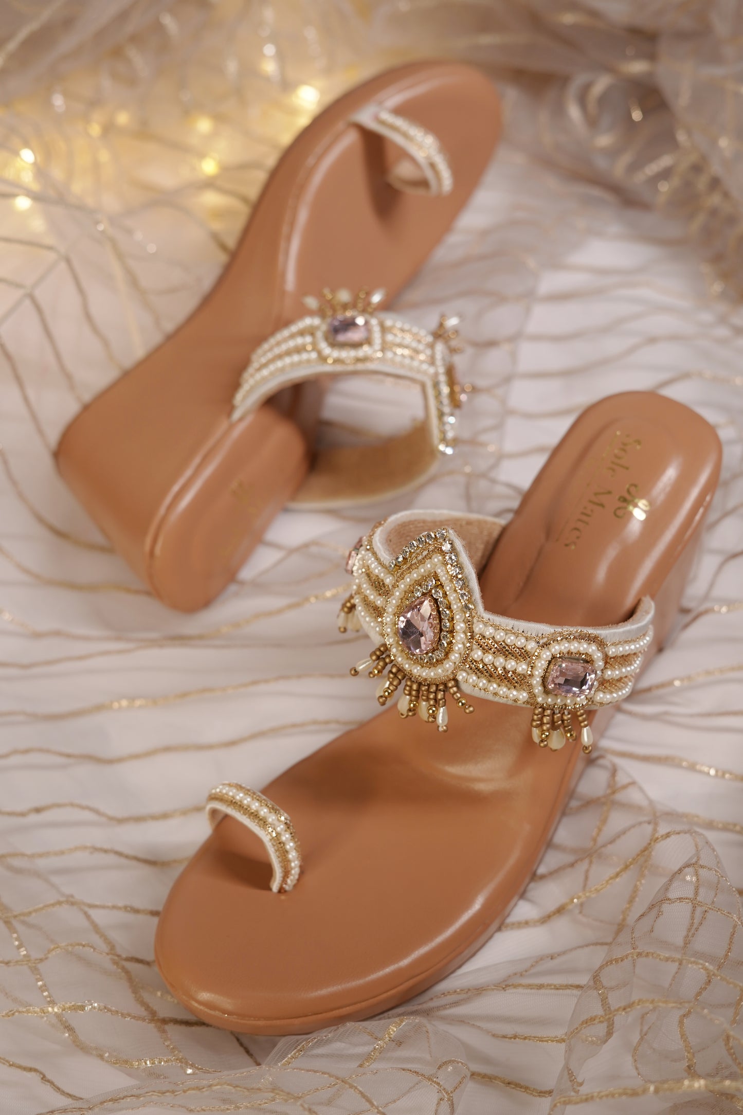 Gulabri KOhla Heels