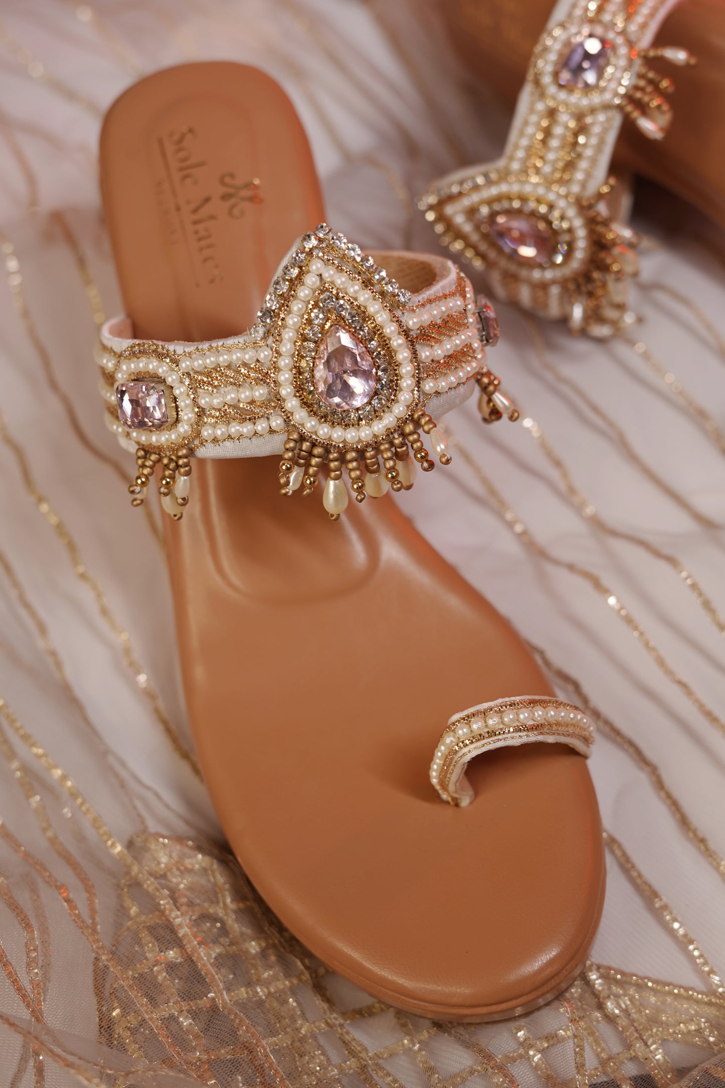 Gulabri KOhla Heels