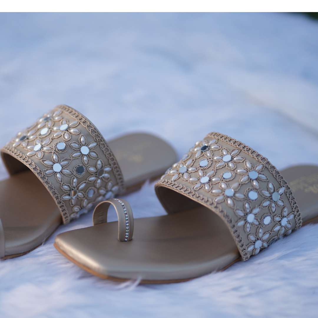 Mirror Gold Kolha Flats